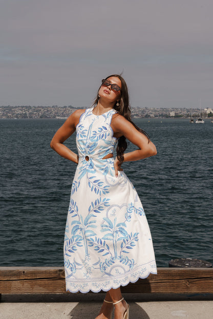 Gianna Sleeveless Cut Out Pretty Botanical Print Midi Dress Blue