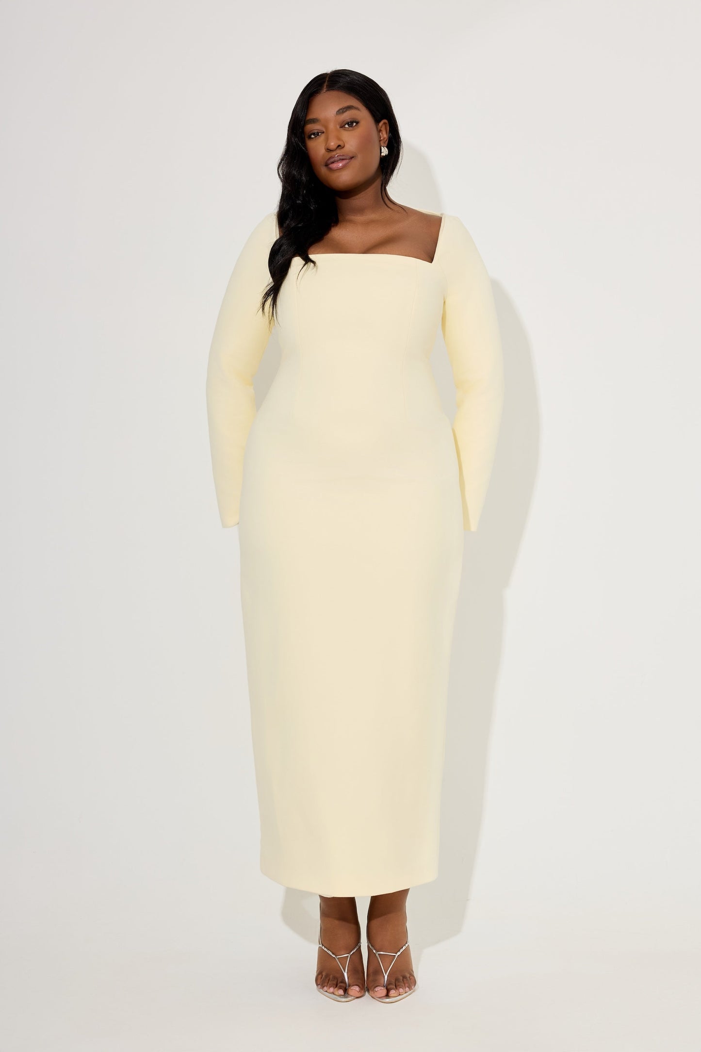 Framed Neckline Maxi Dress