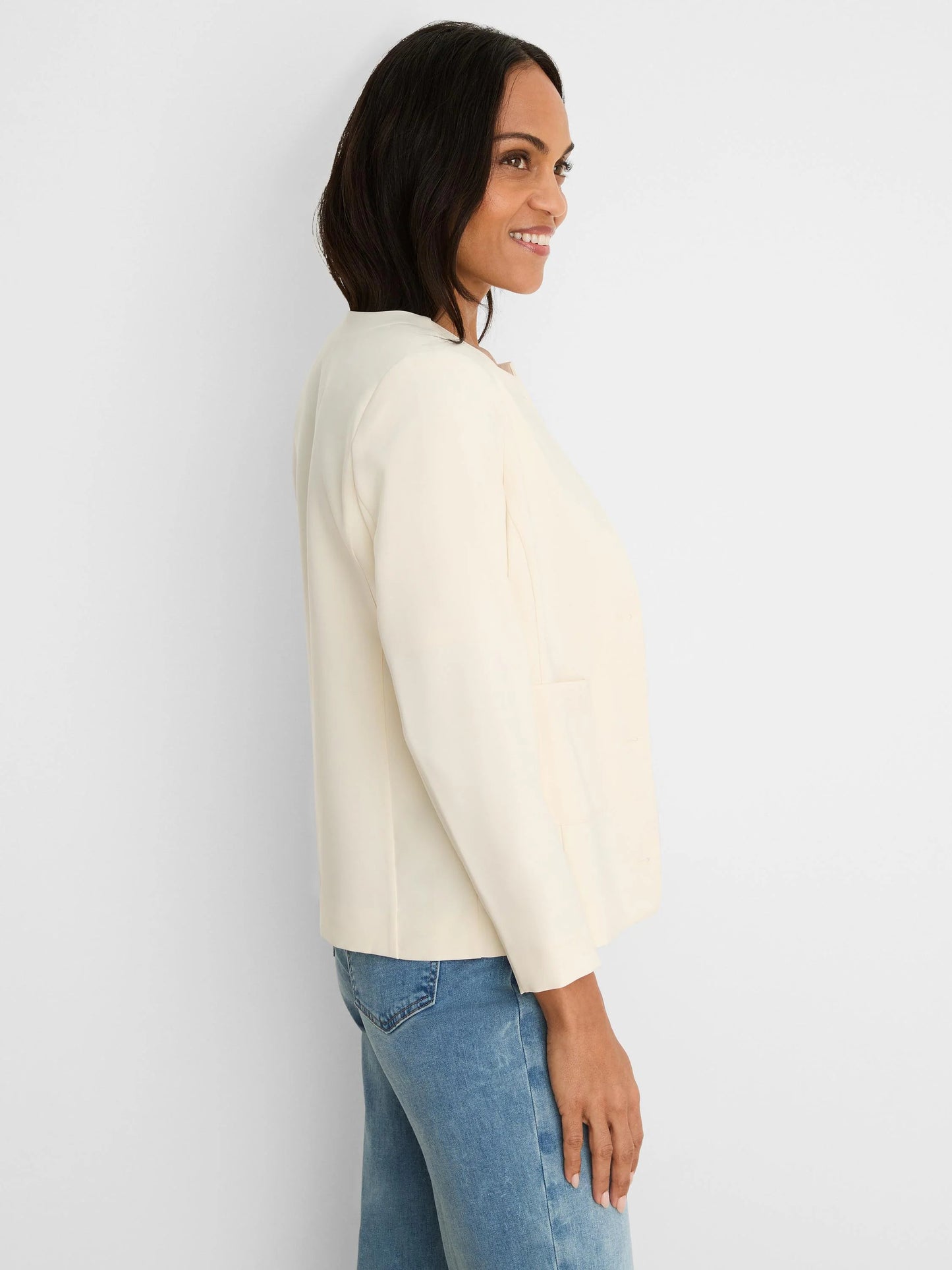 Collarless Sleek Stretch Jacket
