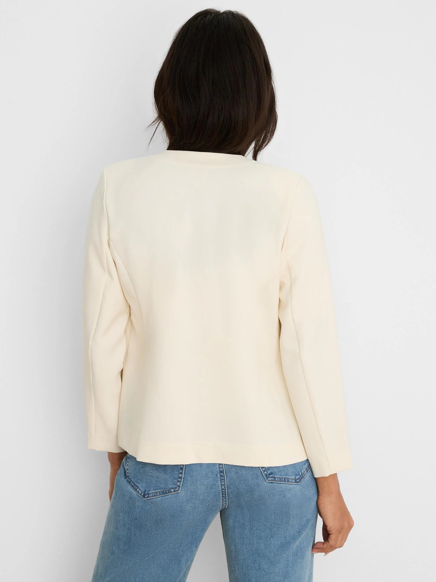 Collarless Sleek Stretch Jacket