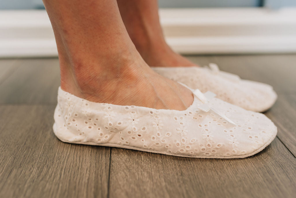 Lace Temple Slipper