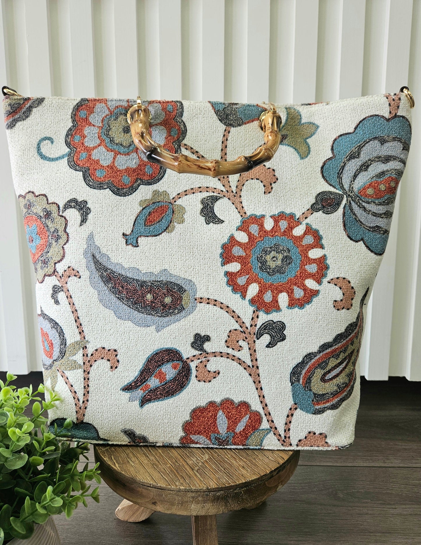 Multi Print Bag with Wood Handles